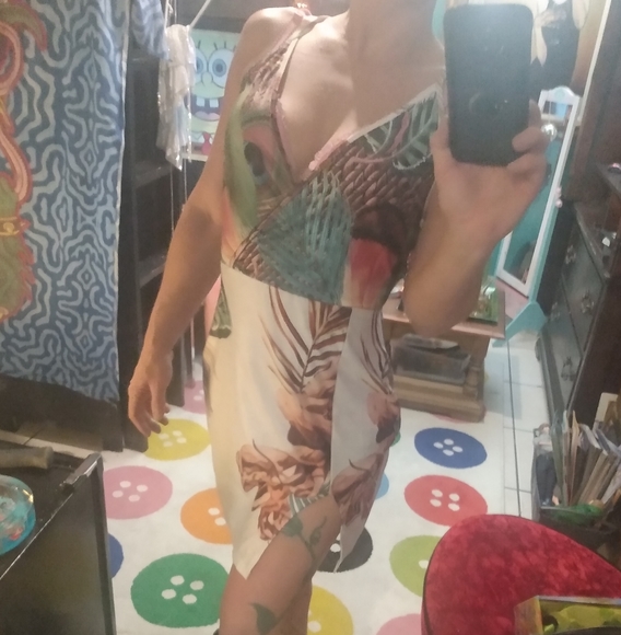 Tropical Palm Print Low Cut Wrap Dress - Picture 8 of 10